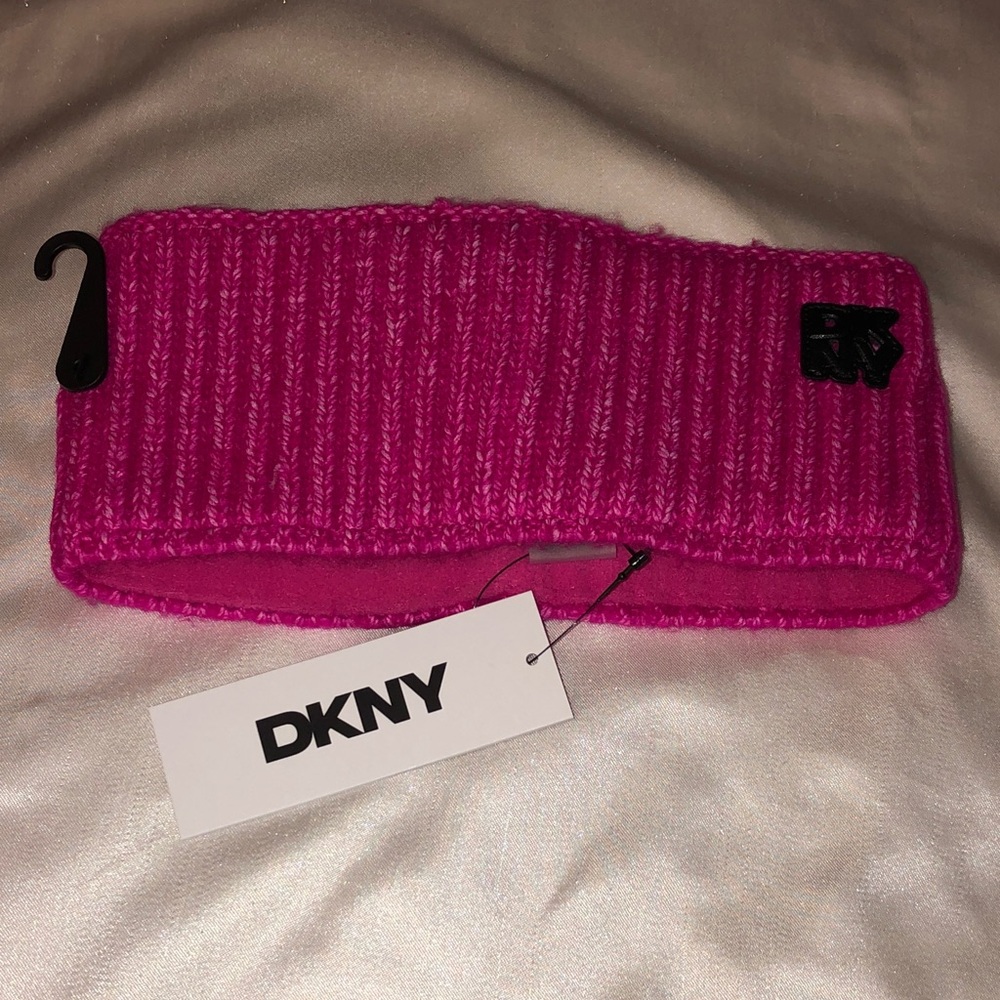 DKNY Fuchsia Shaker Stitch Lined Winter Headband Faux Leather Logo Accent OS NWT